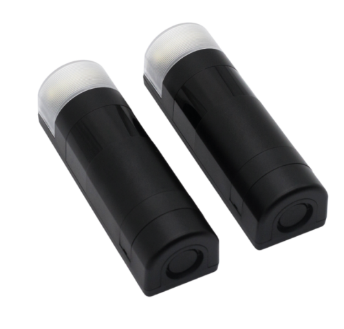 DS078A BEAM FLASH - fotobuňky s nastavitelnou optikou 180° a dosahem 30 m, vestavěná výstražná LED lampa